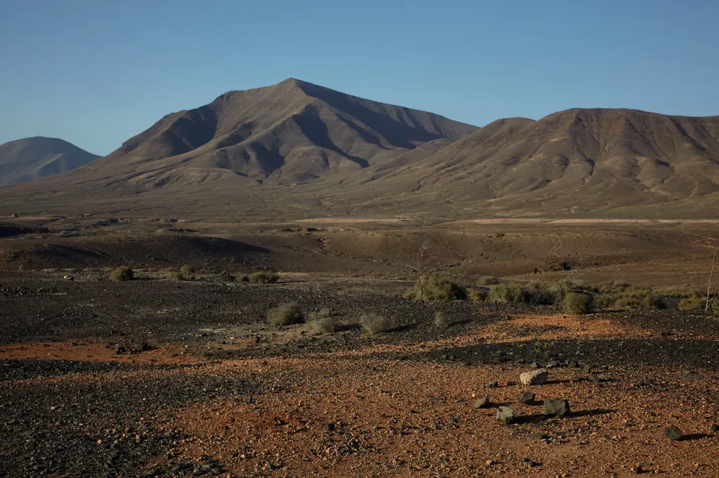 Las Canarias — landscape and travel photograph in Canary Islands, Spain, frame 23 of 28.
